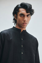 Kohl Co-Linen Men's Pleated Yoke Kurta - CiceroniKurtaSaphed