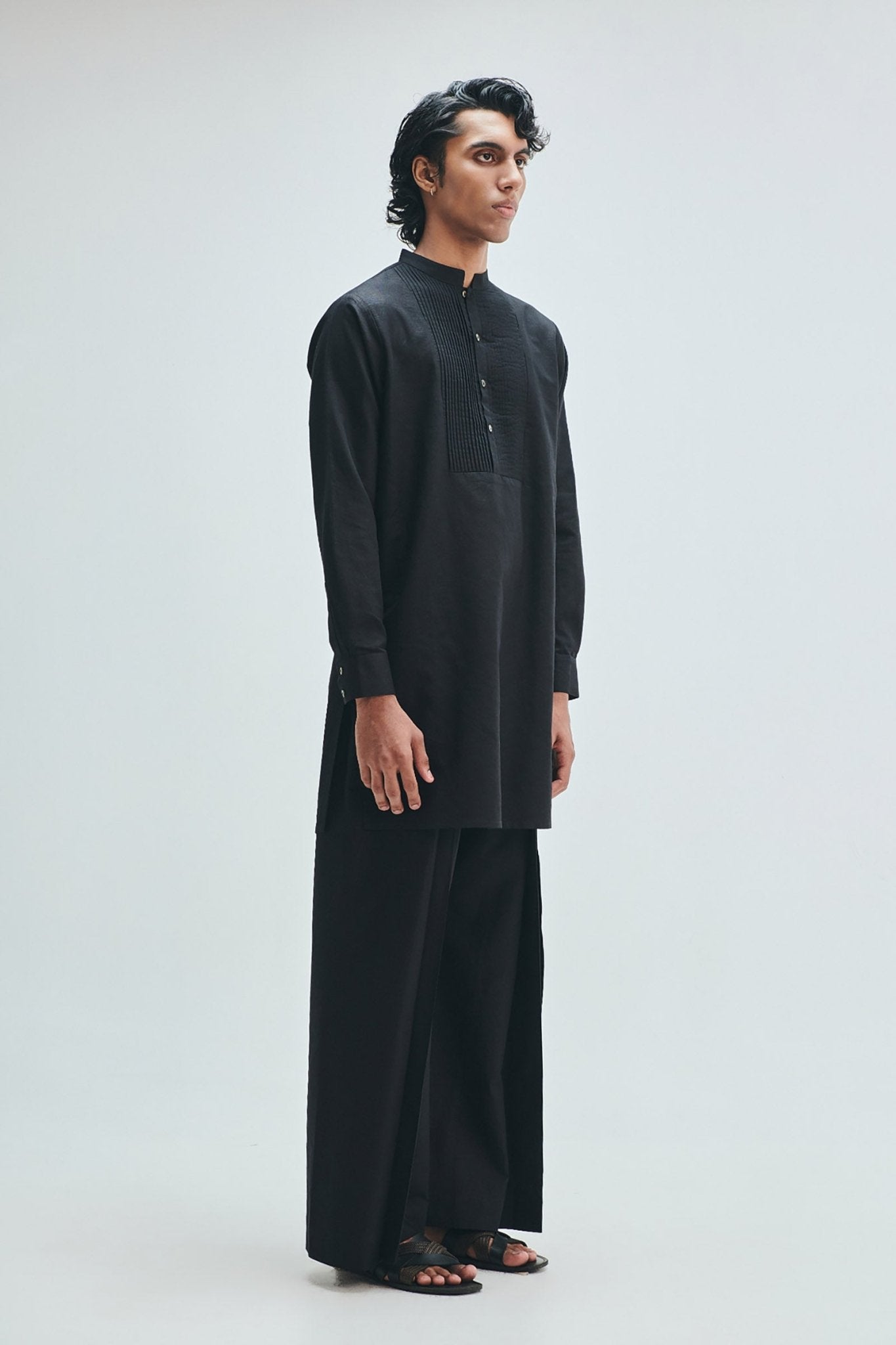 Kohl Co-Linen Men's Pleated Yoke Kurta - CiceroniKurtaSaphed