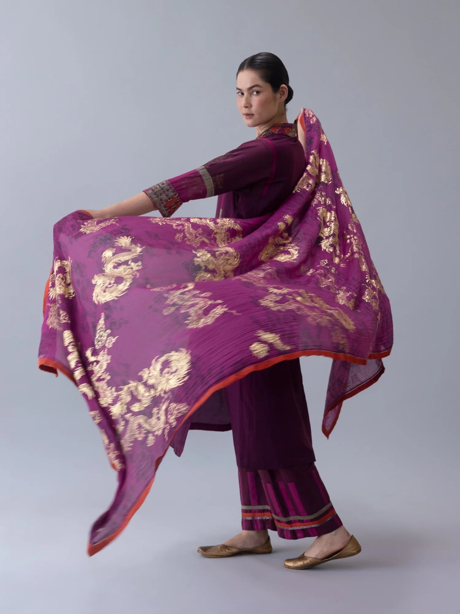 Kora Wine Dupatta - CiceroniDupattaShades of India