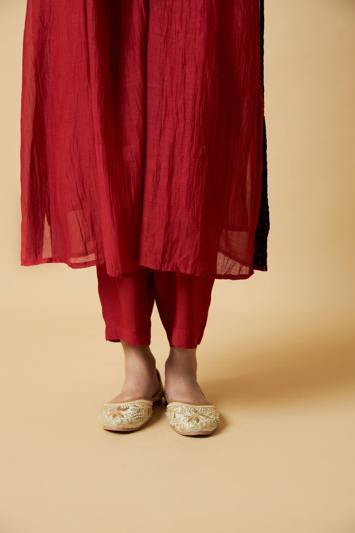 Kumkum Embroidered Kurta Set- Set of 3 - CiceroniKurta Set, Festive WearPants and Pajamas
