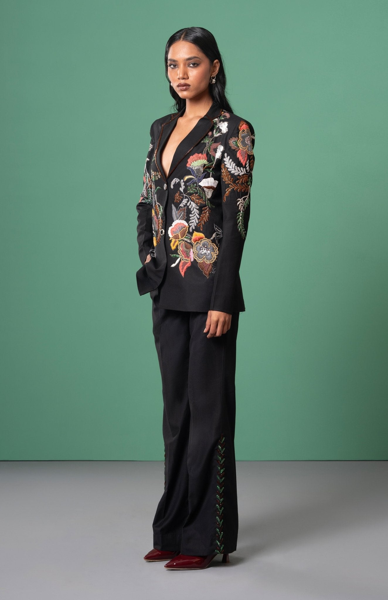 Kuro Embroidered Blazer Set - CiceroniCo - ord SetAdvait