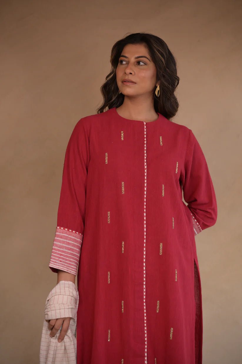 Kurta, with focus weaving details and hand embroidery - CiceroniKurta Set, Everyday WearRang by Rajvi