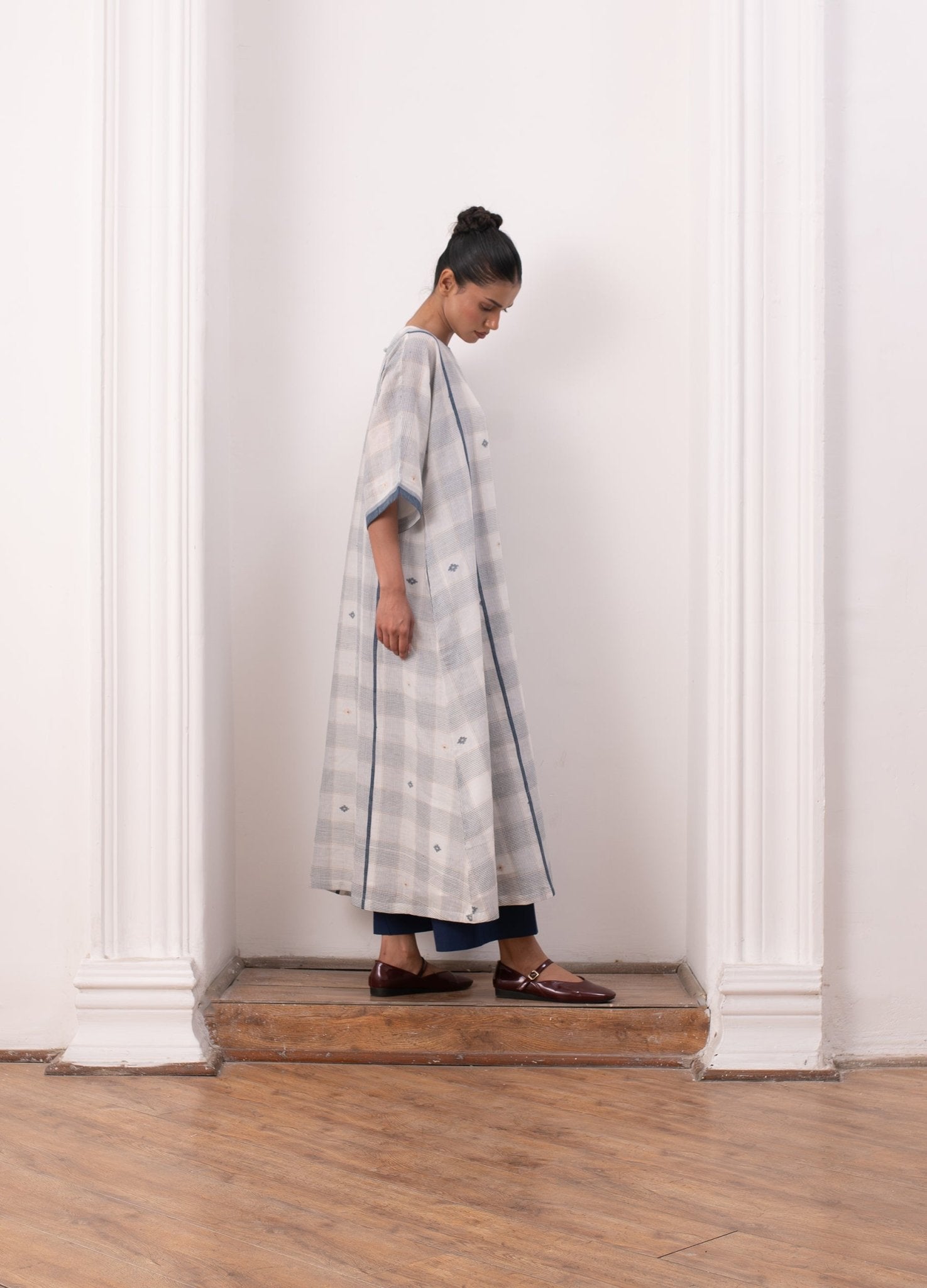 Kusama Jamdani Set - White & Indigo - CiceroniKurta Set, Everyday WearHiranya