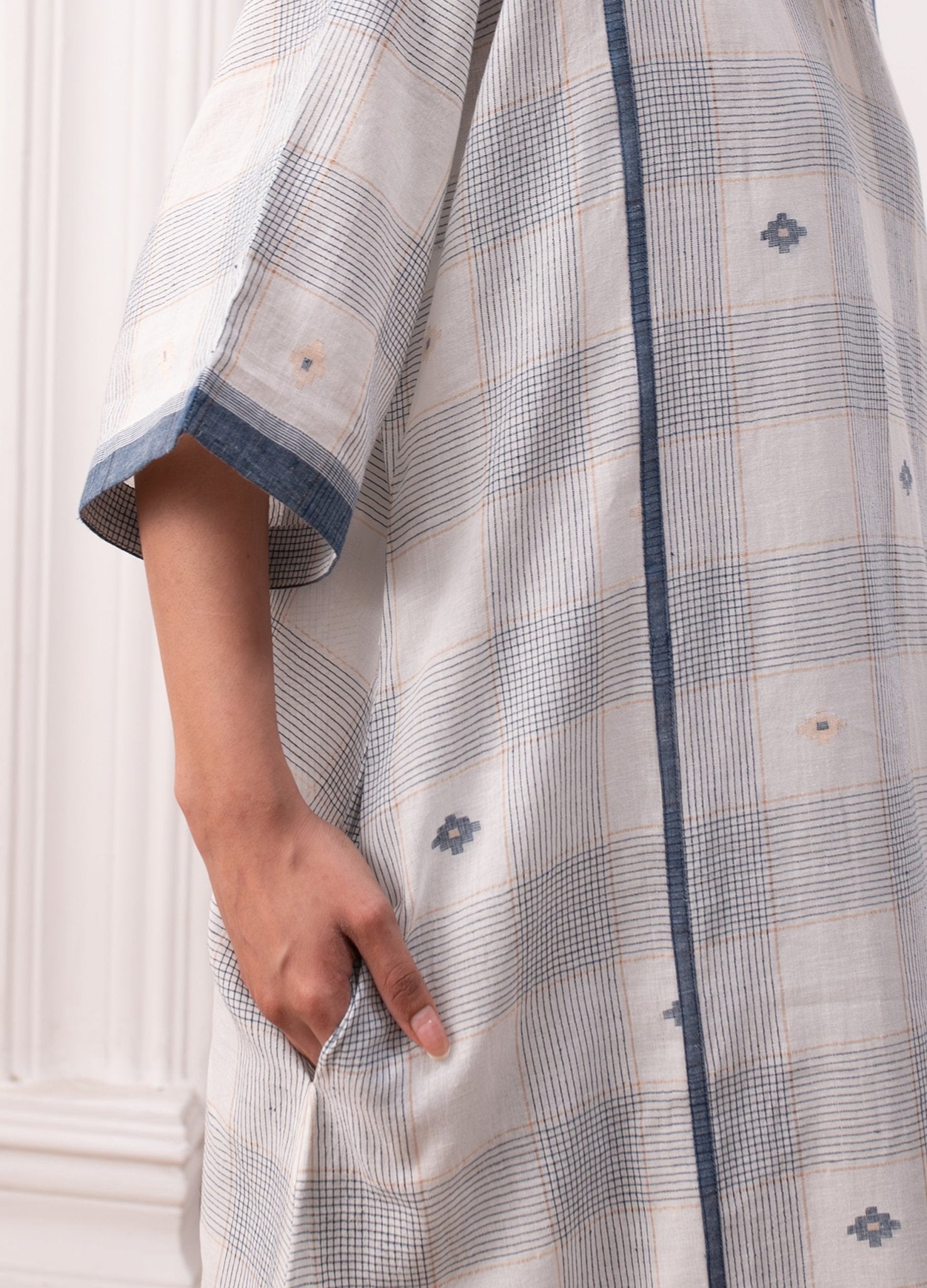 Kusama Jamdani Set - White & Indigo - CiceroniKurta Set, Everyday WearHiranya