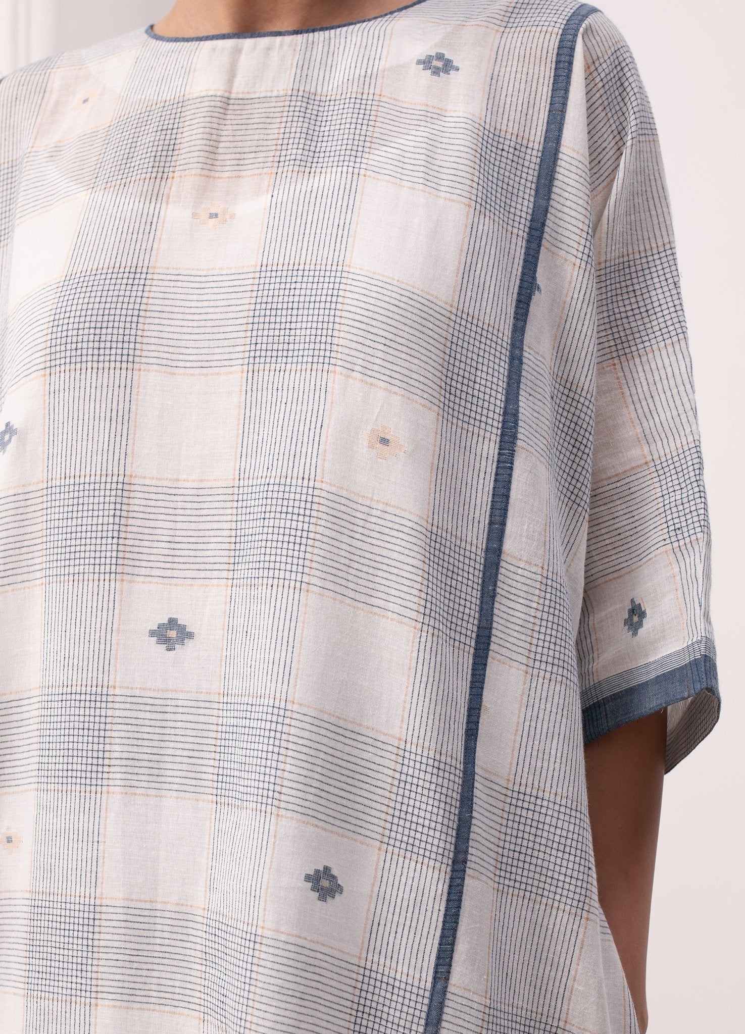 Kusama Jamdani Set - White & Indigo - CiceroniKurta Set, Everyday WearHiranya