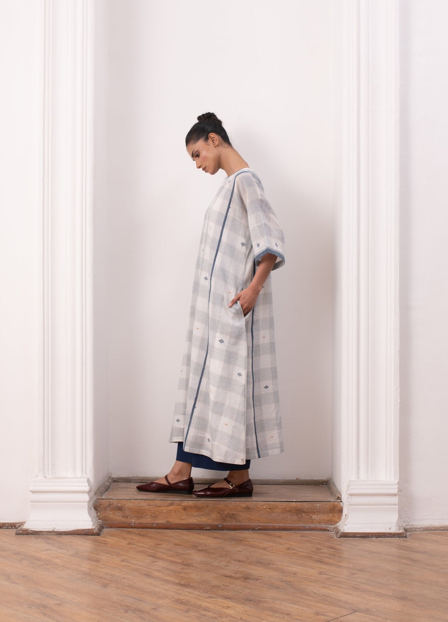 Kusama Jamdani Set - White & Indigo - CiceroniKurta Set, Everyday WearHiranya