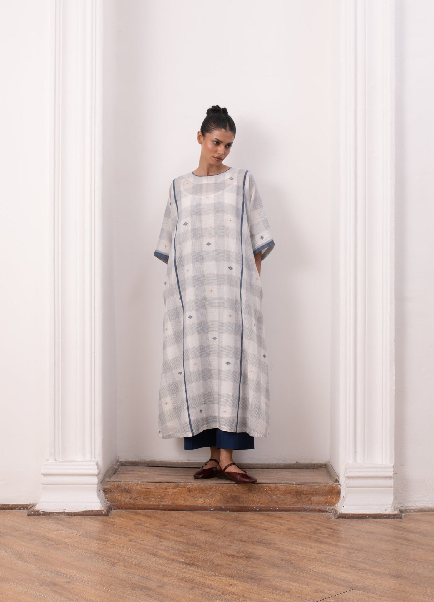 Kusama Jamdani Set - White & Indigo - CiceroniKurta Set, Everyday WearHiranya