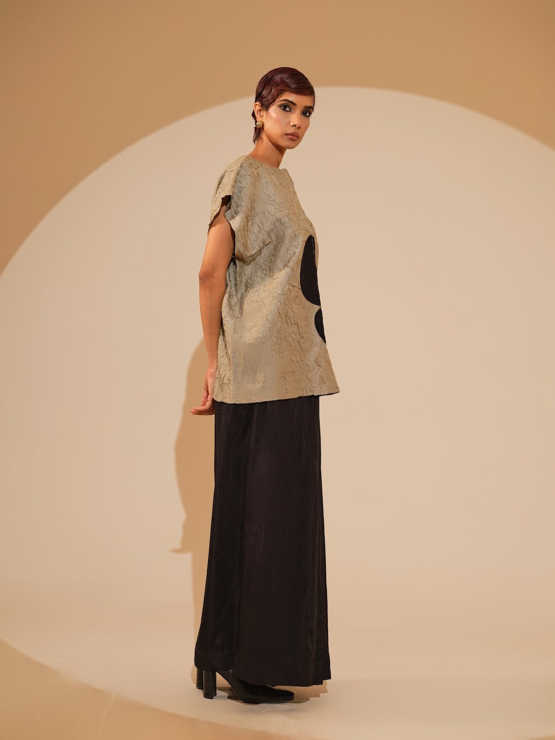 Lane Top - Taupe and Black - CiceroniTopsStoique