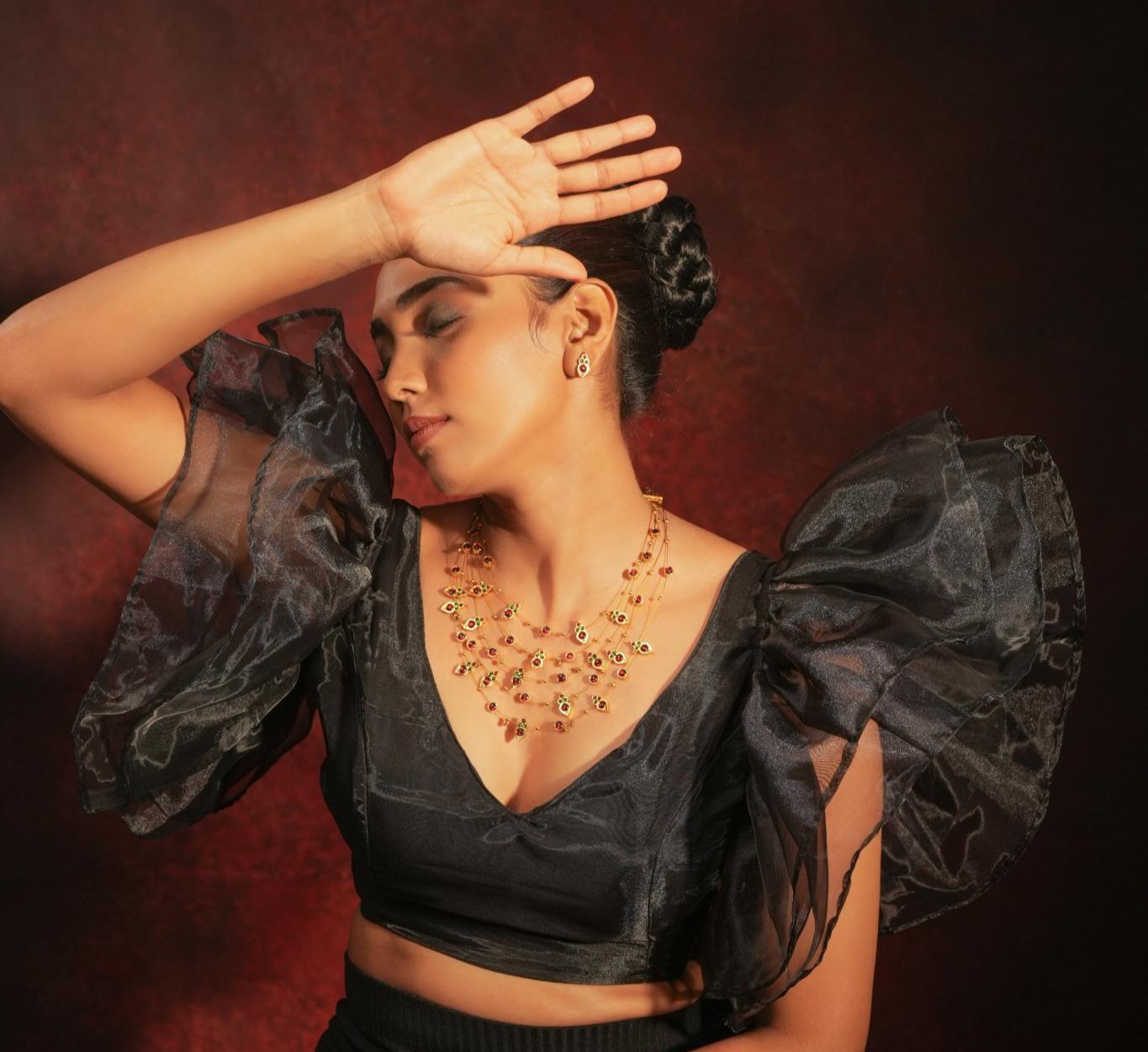 Layered Temple Manga Motif Chain - CiceroniNecklaceAarika