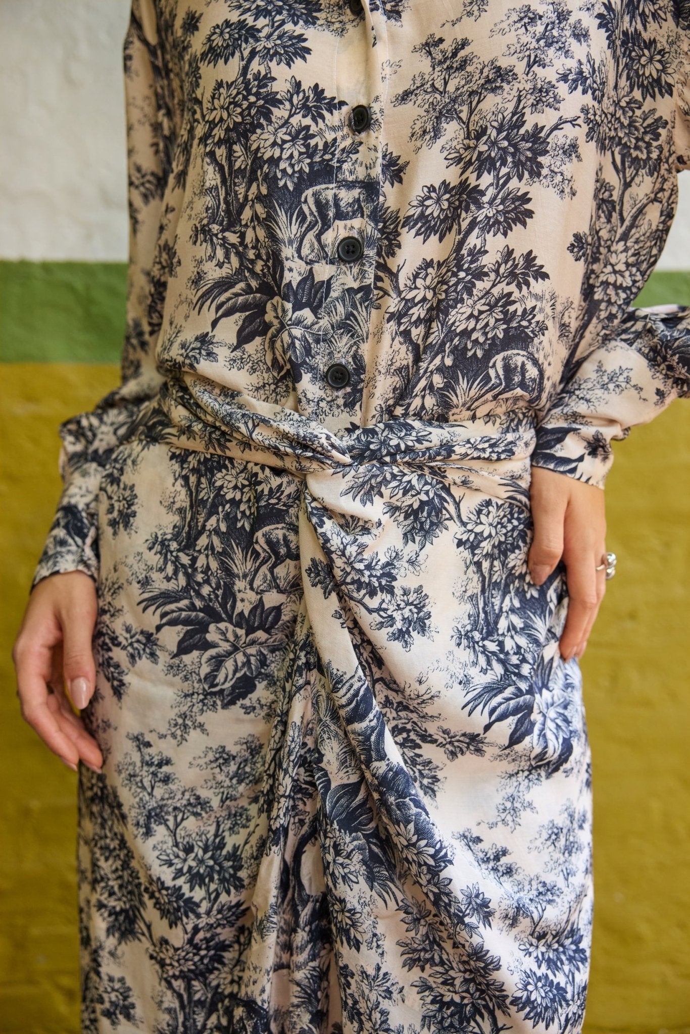Lia Skirt Set - CiceroniSkirt SetHappi Space