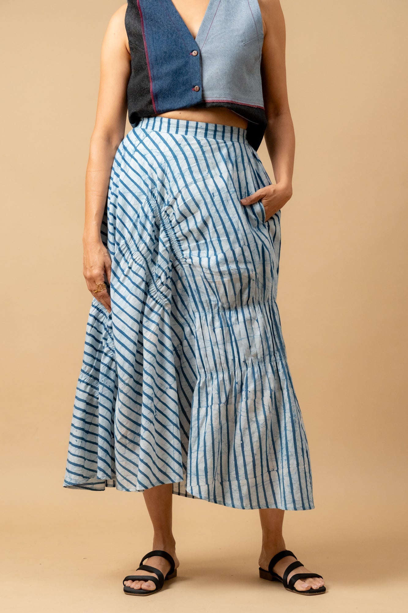 Lizzy Batik Stripes Skirt - CiceroniSkirtsDoodlage
