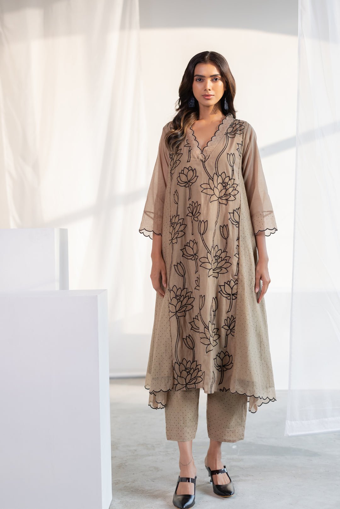 Lotus Bay Applique Kurta Set - CiceroniKurta Set, Everyday WearSilai Studio
