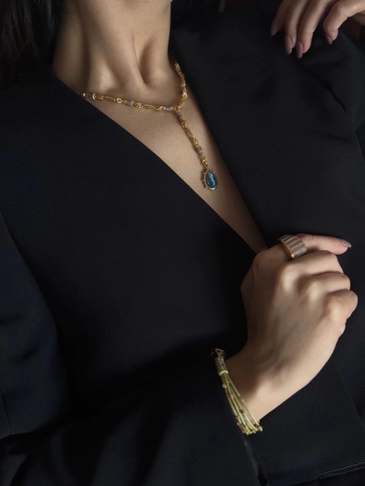 Luminara Drop Neckpiece - CiceroniNeckpieceNoupelle