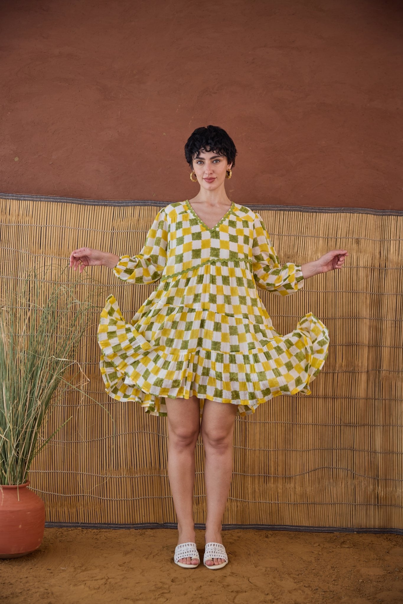 Lush Line Dress - CiceroniDressesTaro