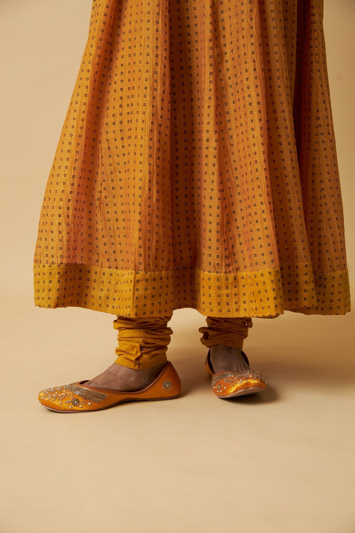 Madhubala Embroidered Kurta Set- Set of 3 - CiceroniKurta Set, Festive WearPants and Pajamas
