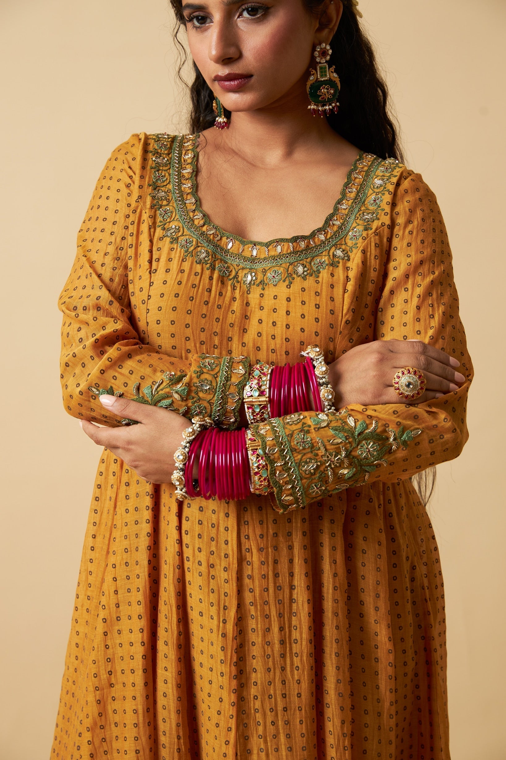 Madhubala Embroidered Kurta Set- Set of 3 - CiceroniKurta Set, Festive WearPants and Pajamas