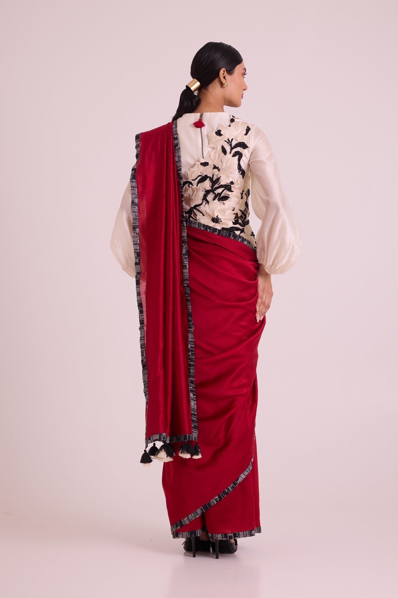 Manali - Bishop Blouse + Pre - draped Saree + Bib - CiceroniSaree SetMadder Much