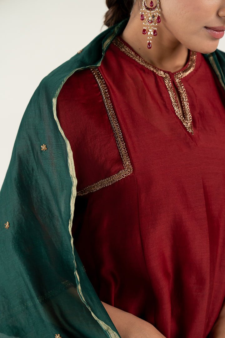 Maroon Zainab Kurta Set with Ayra Odhani - CiceroniKurta Set, Festive WearNirjara