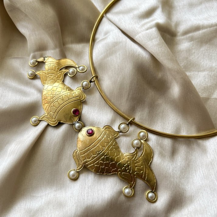 Matsya Hasli - CiceroniNeckpieceBy Nirjari