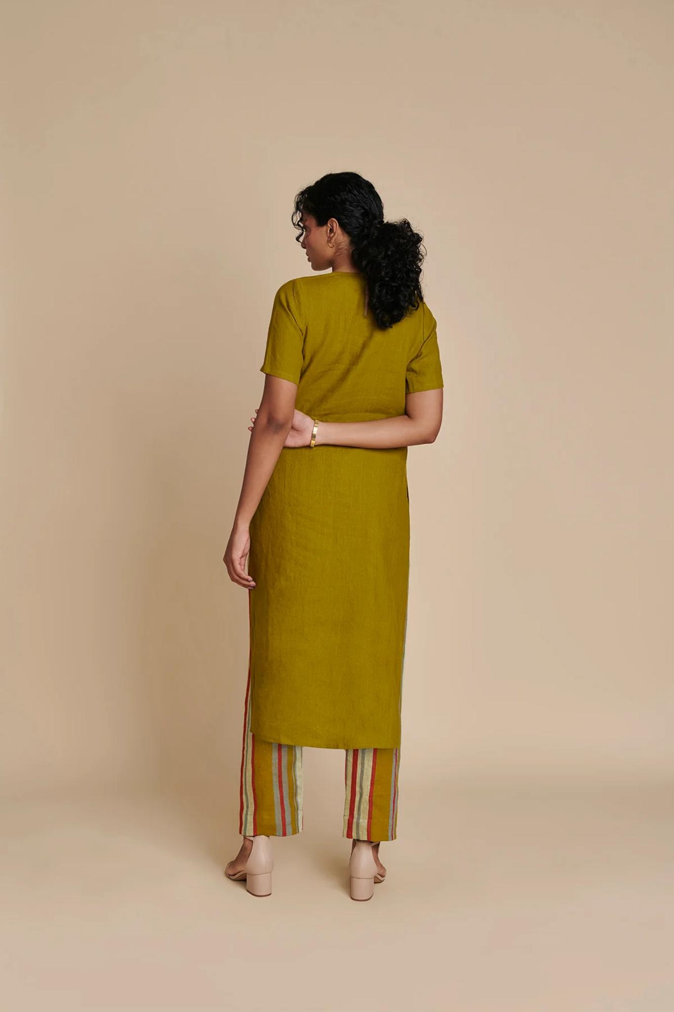 Mehendi Linen Half Sleeves Kurta Set - CiceroniKurta SetSaphed