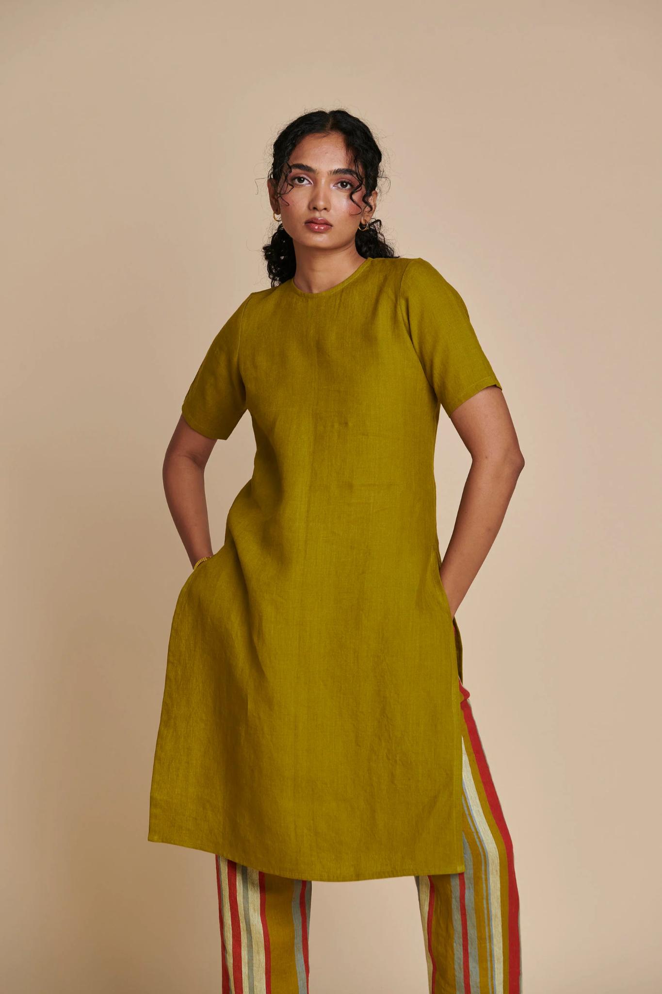 Mehendi Linen Half Sleeves Kurta Set - CiceroniKurta SetSaphed