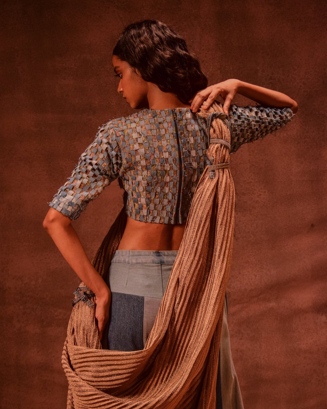 Metallic Knit Saree - CiceroniSareeAnam Husain