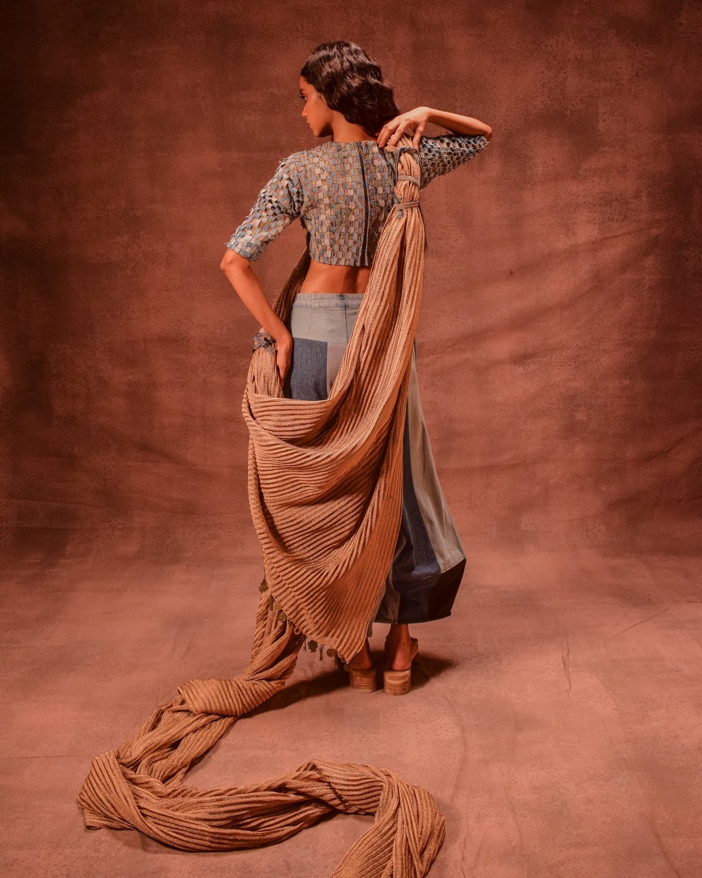 Metallic Knit Saree - CiceroniSareeAnam Husain