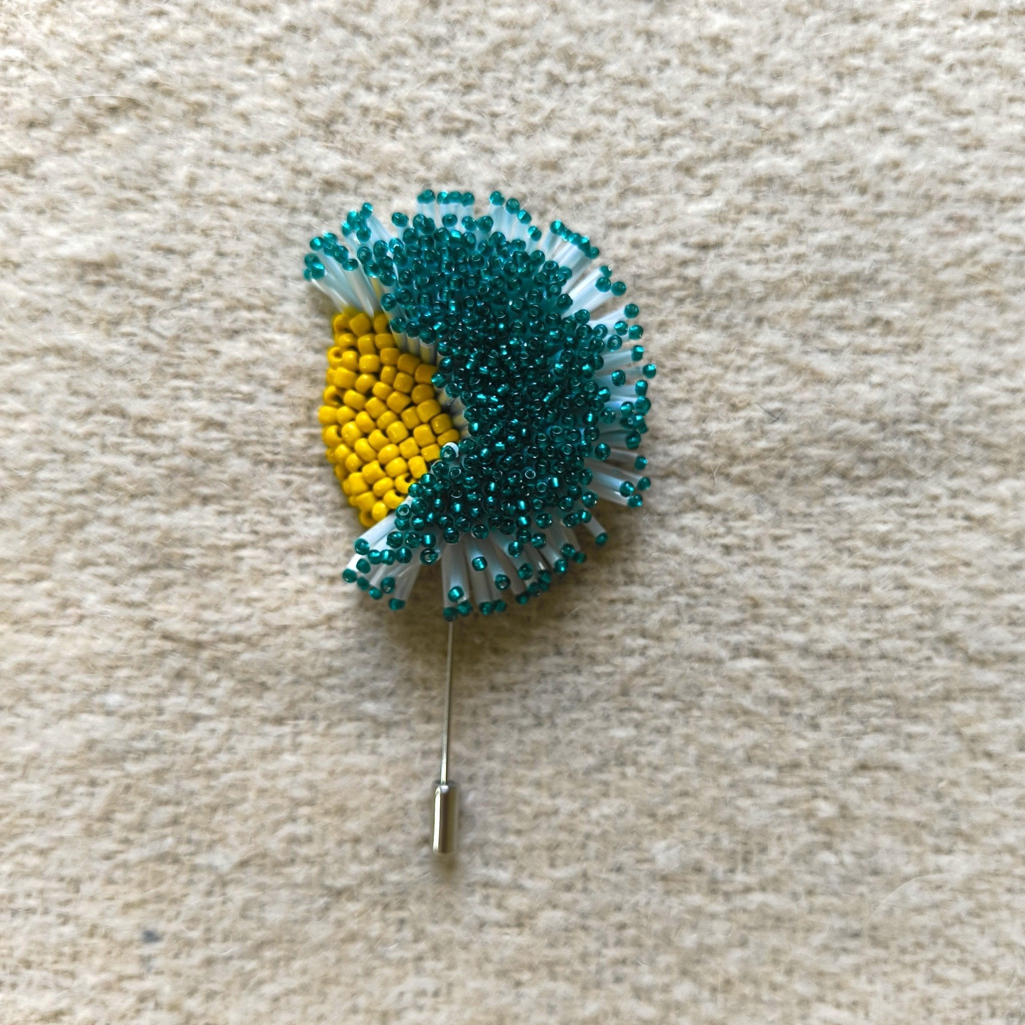 Midnight Bloom Brooch - Green - CiceroniBroochBandish