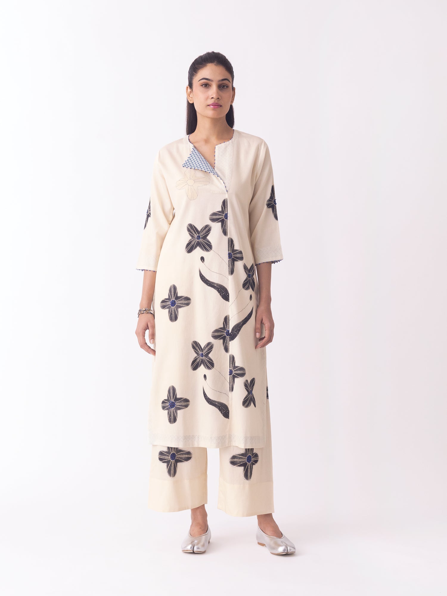 Misaki Kurta - CiceroniKaftanShades of India
