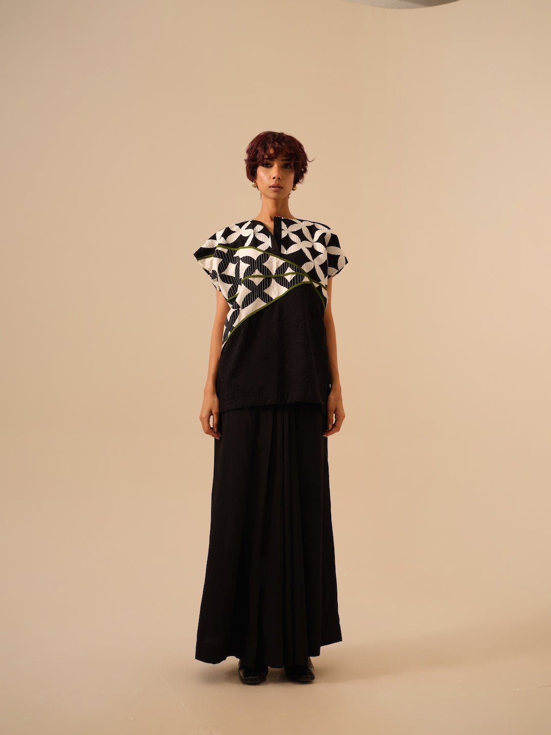 Mist Top - Black - CiceroniTopsStoique