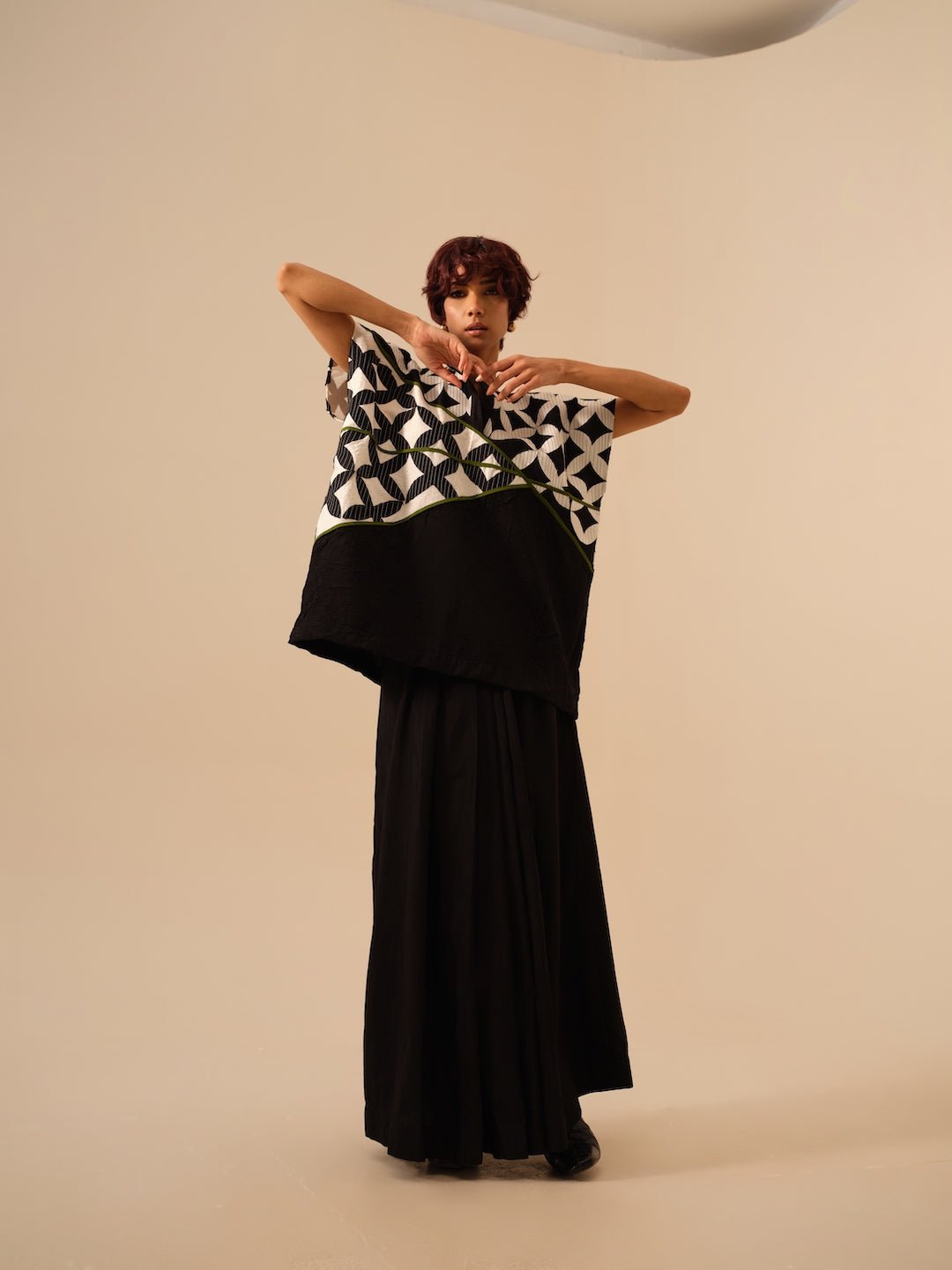 Mist Top - Black - CiceroniTopsStoique