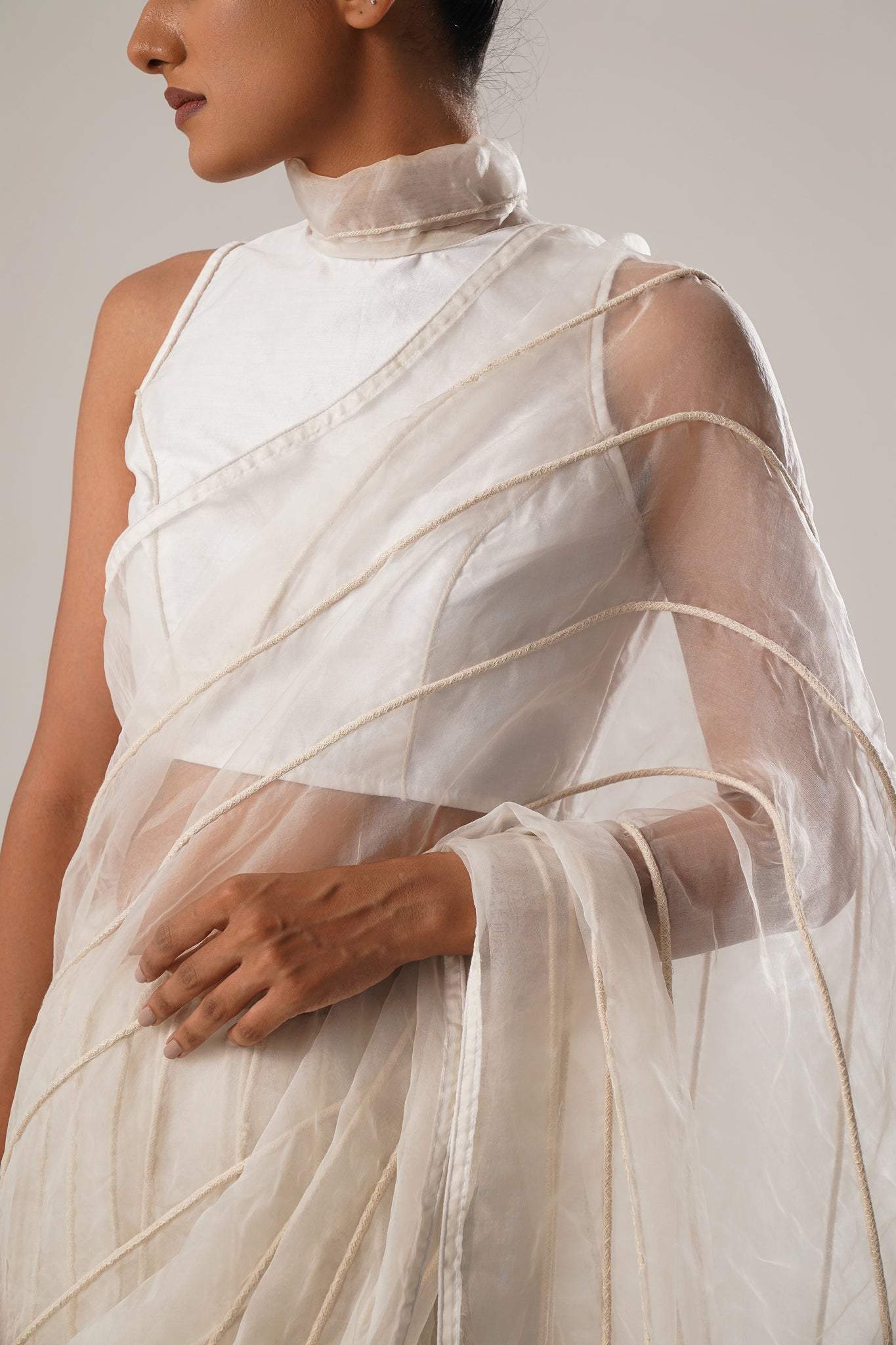 MJ White Dori Saree - CiceroniSareeATBW