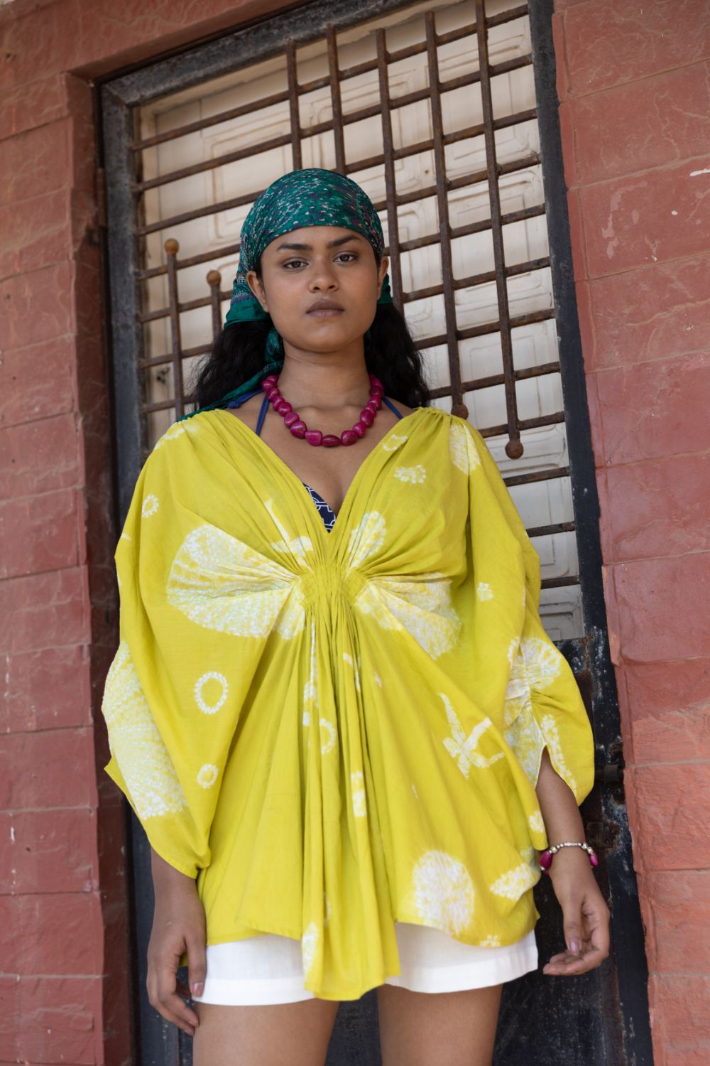 Moana Overlay - CiceroniTopsAnushé Pirani