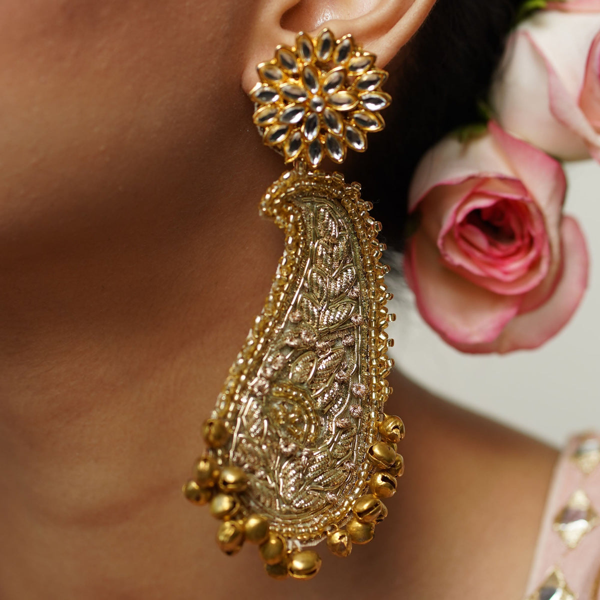 Moirra – Heer Earring, Creame and Gold Statement Earring - CiceroniEarringsMoirra