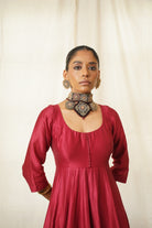 Moirra – Rani Haar, Maroon and Gold, Statement Choker - CiceroniNecklaceMoirra