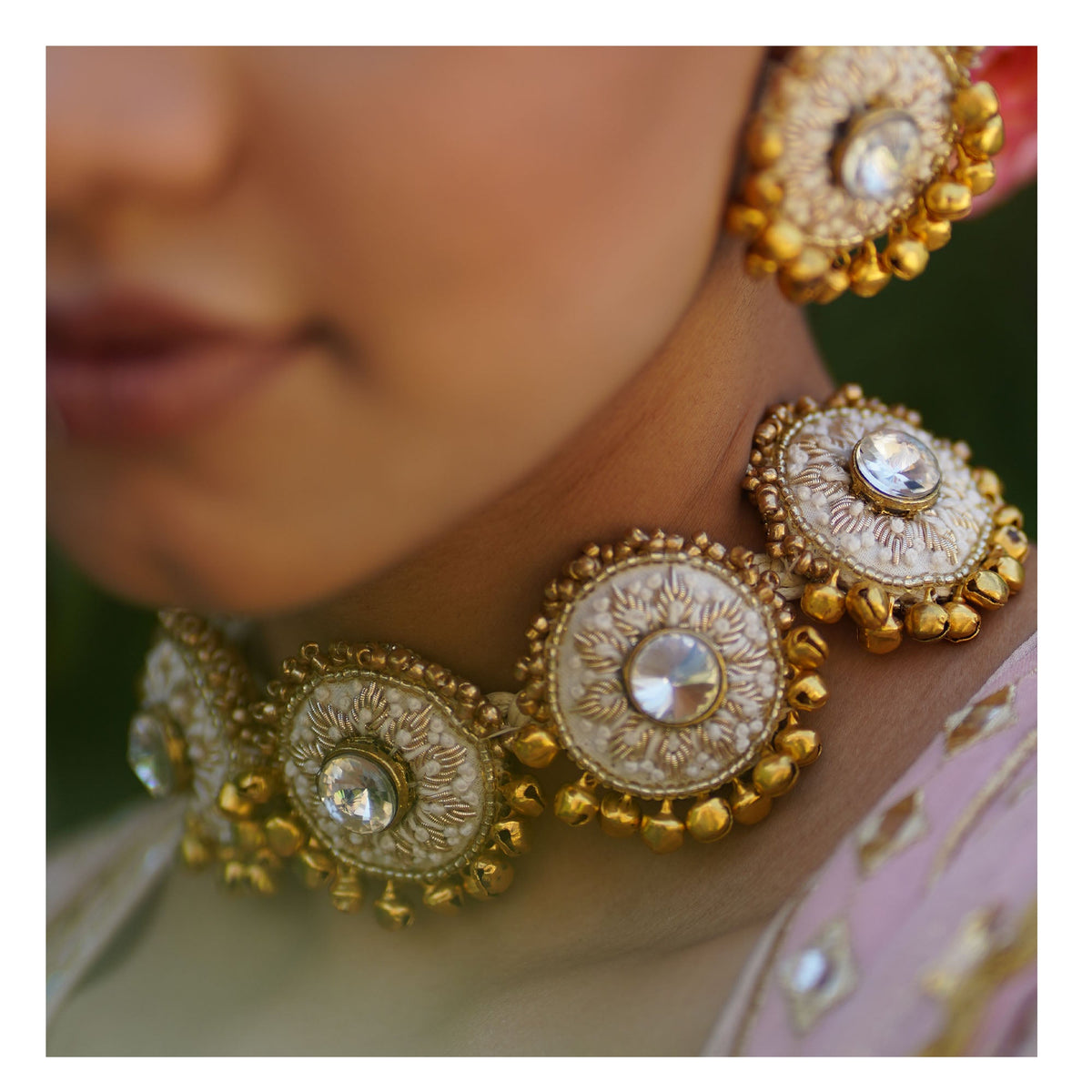 Moirra – Sundari,creame and gold classic choker - CiceroniNeckpieceMoirra