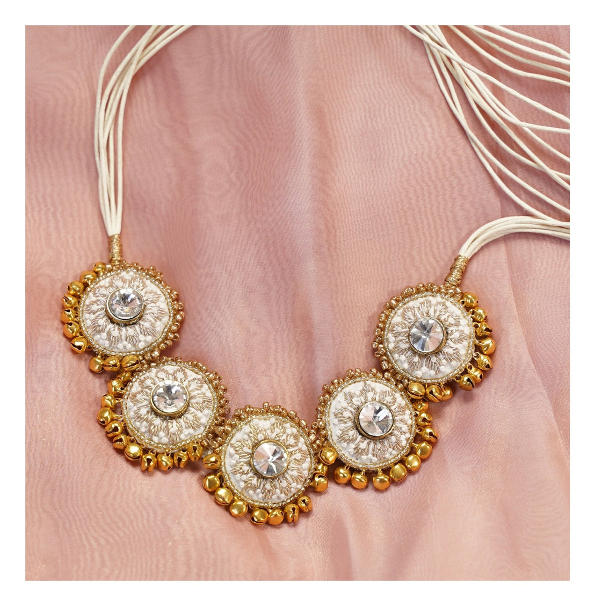 Moirra – Sundari,creame and gold classic choker - CiceroniNeckpieceMoirra