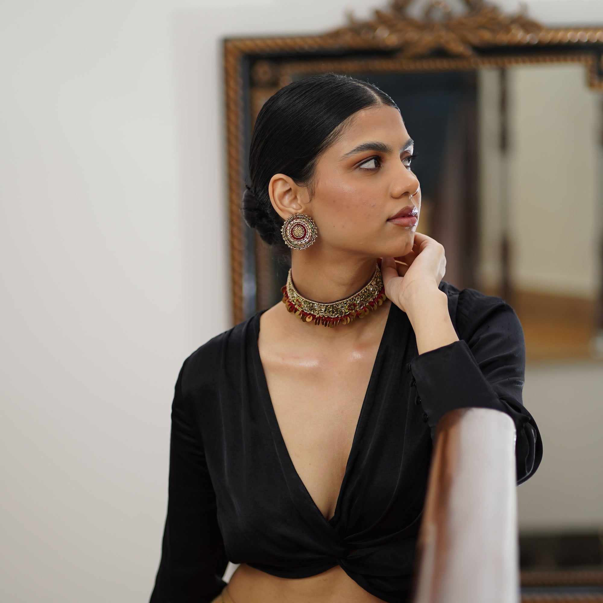 Moirra – Umaid,Black and Maroon Mirror choker - CiceroniNeckpieceMoirra