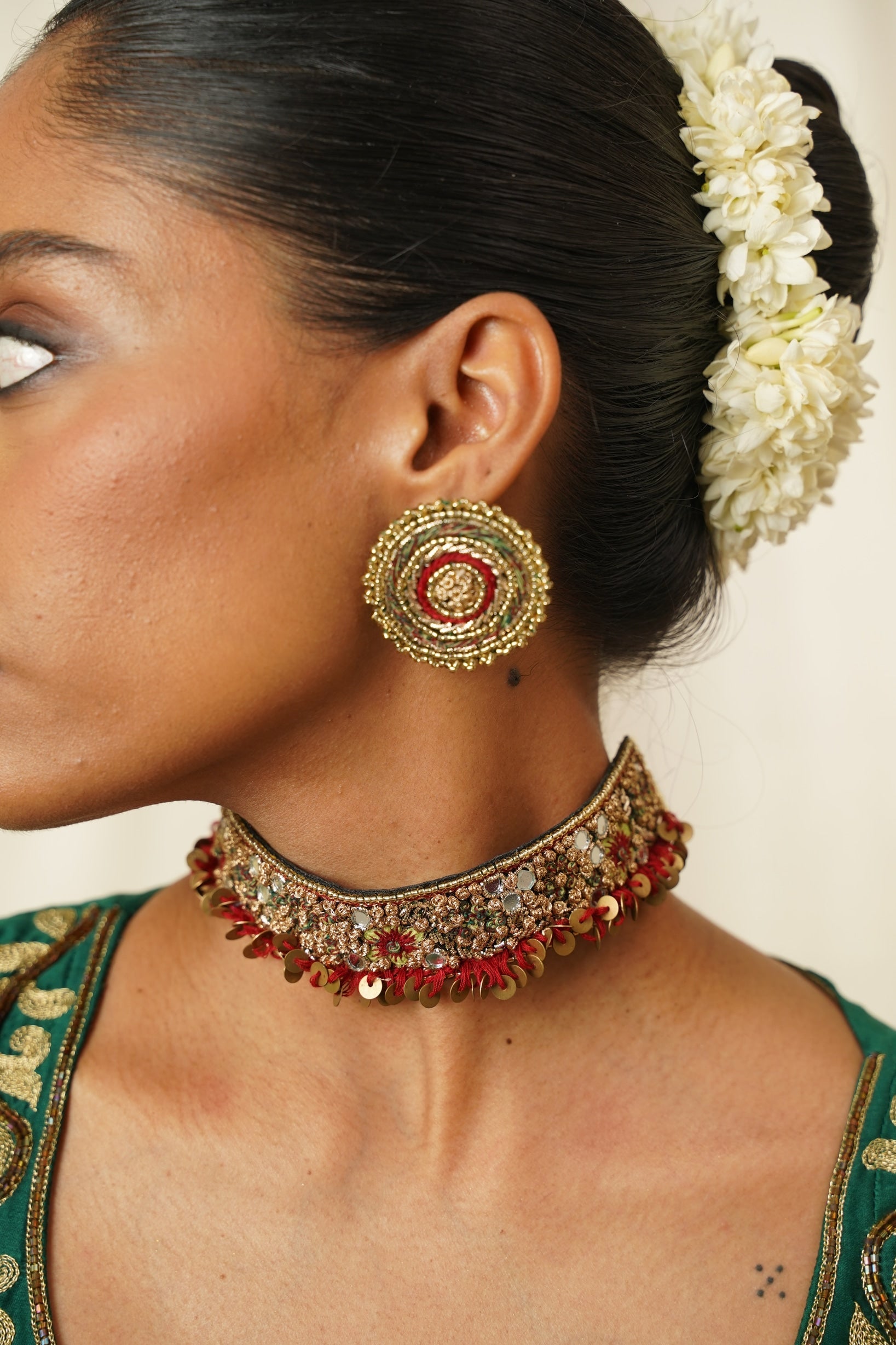 Moirra – Umaid,Black and Maroon Mirror choker - CiceroniNeckpieceMoirra