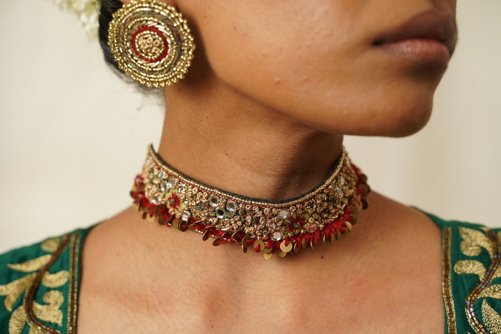 Moirra – Umaid,Black and Maroon Mirror choker - CiceroniNeckpieceMoirra