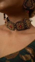 Moirra – Urmila Black and Gold Choker - CiceroniNeckpieceMoirra