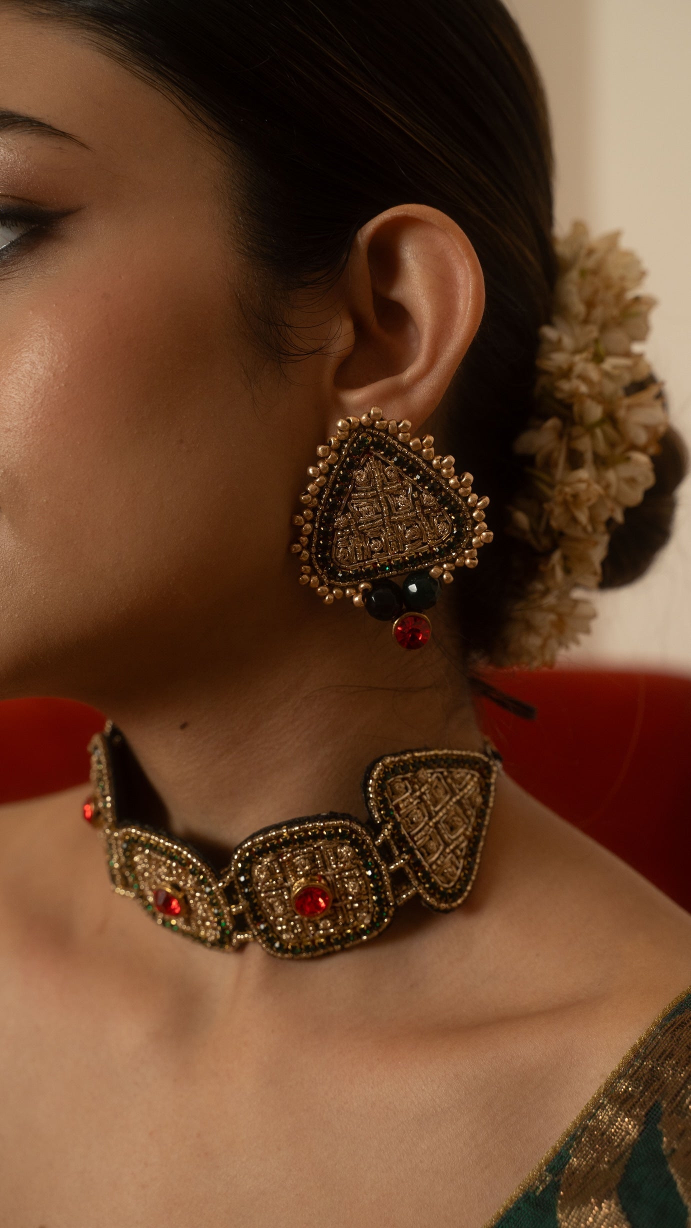 Moirra – Urmila Black and Gold Triangle Shape Studs - CiceroniEarringsMoirra