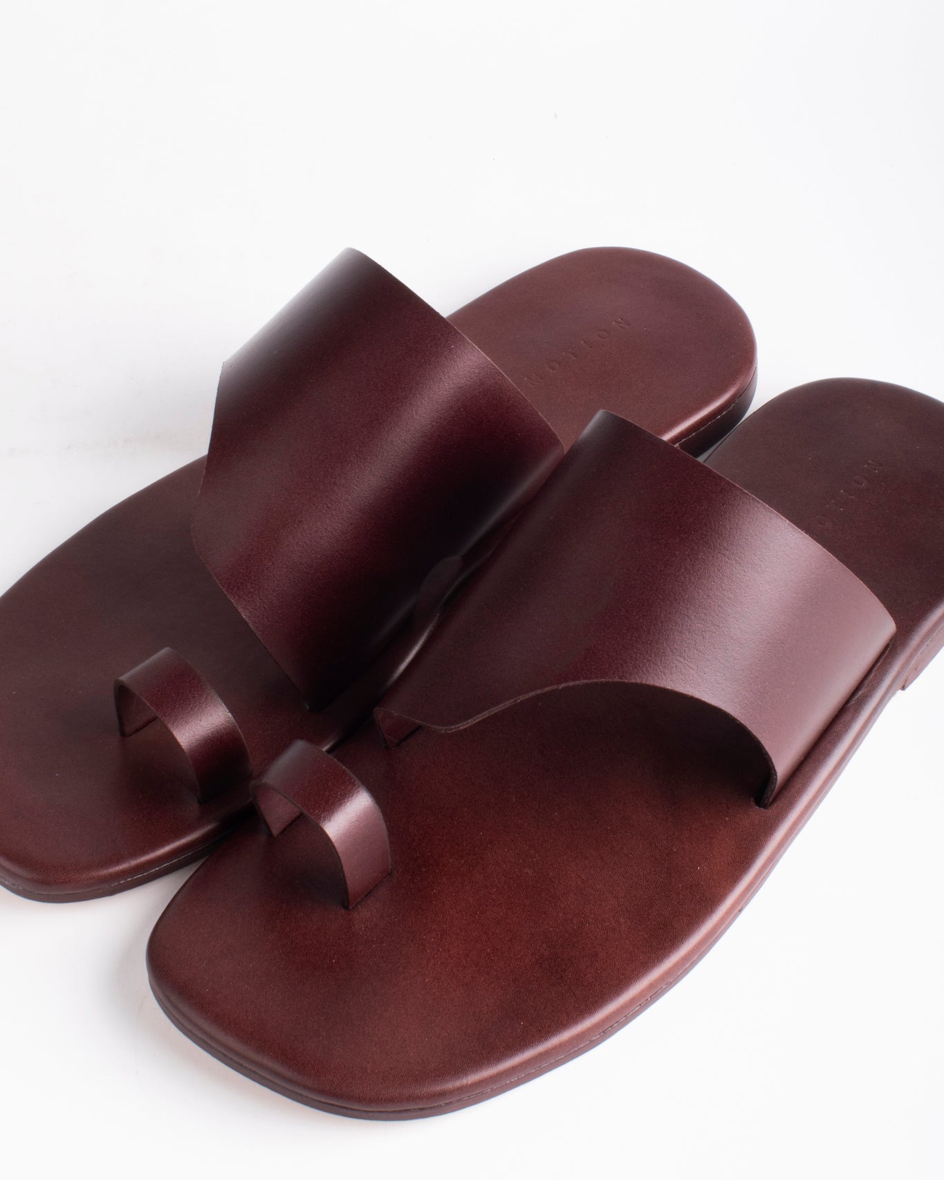 Monochrome Open Toe Chappals - CiceroniFlatsSlomotion