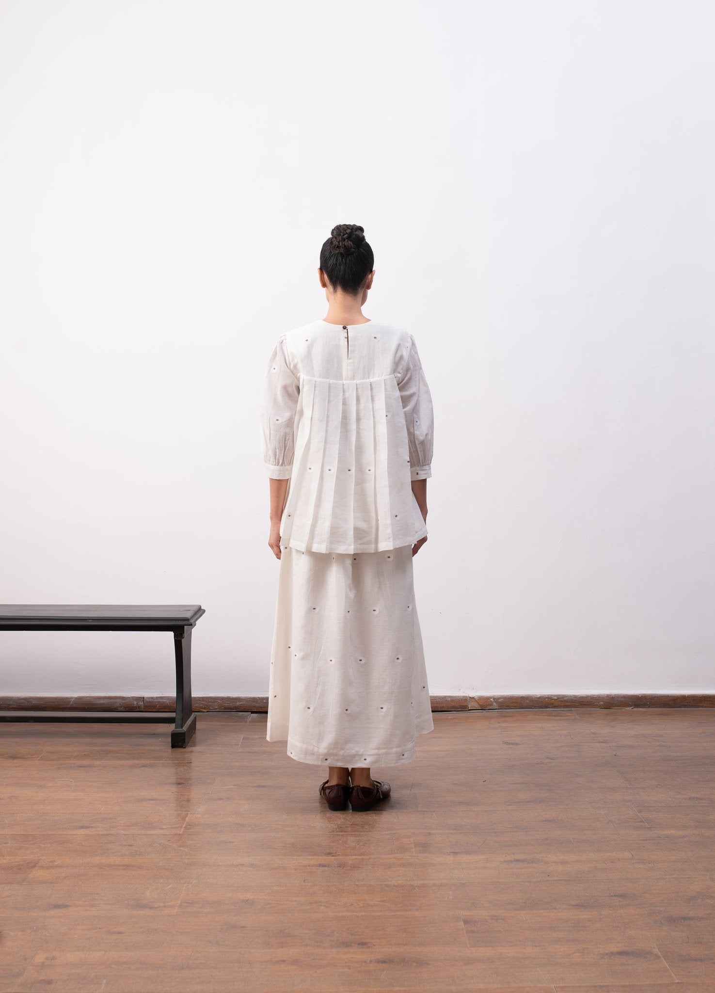 Morisot Jamdani Co - ord - Soft White - CiceroniSkirt SetHiranya