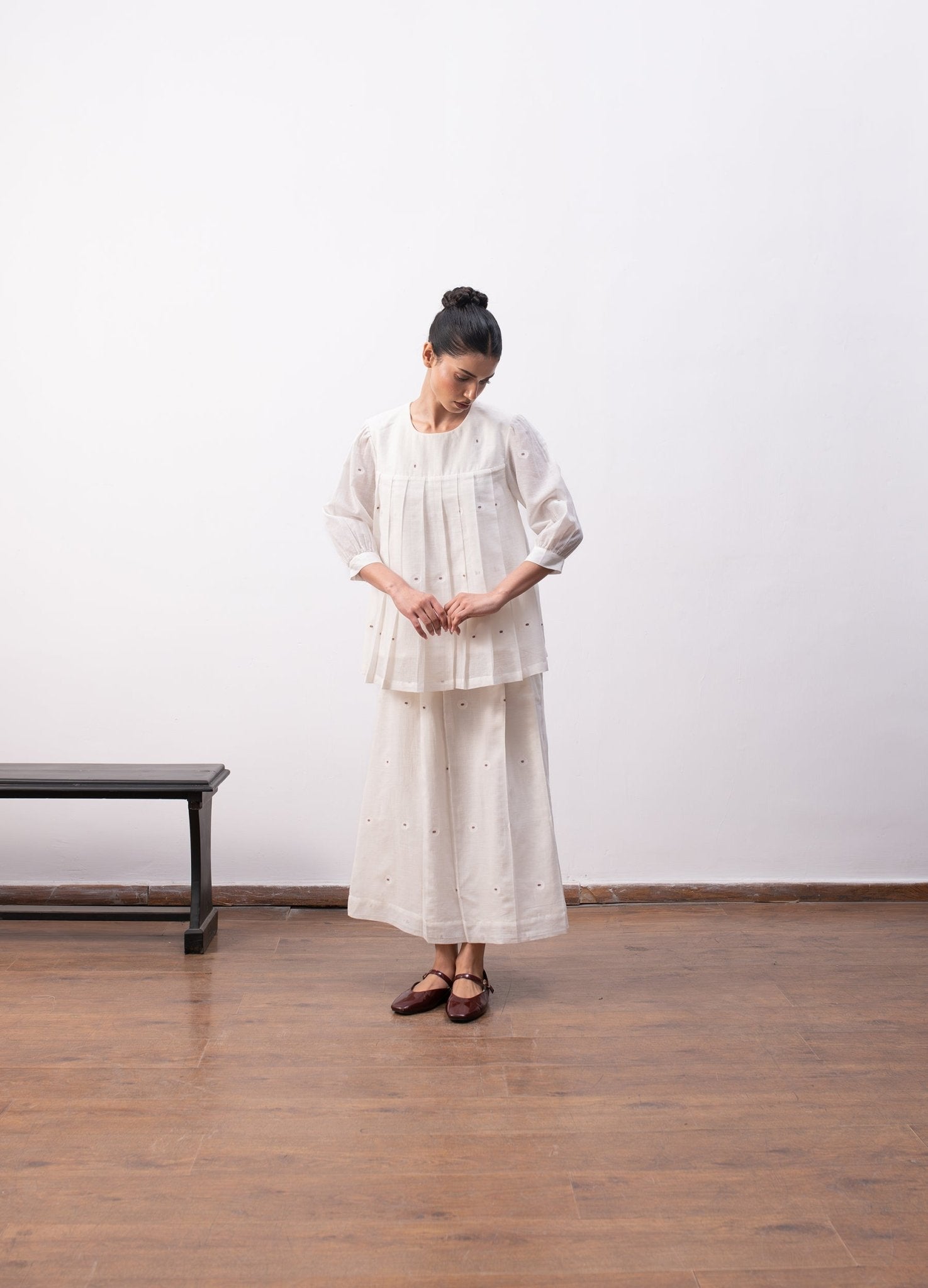 Morisot Jamdani Co - ord - Soft White - CiceroniSkirt SetHiranya