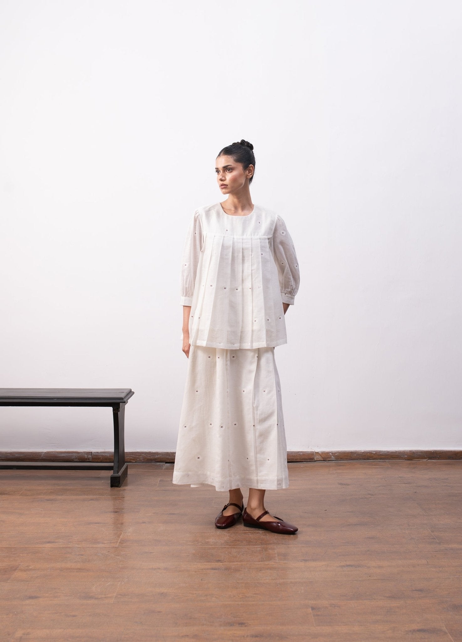 Morisot Jamdani Co - ord - Soft White - CiceroniSkirt SetHiranya