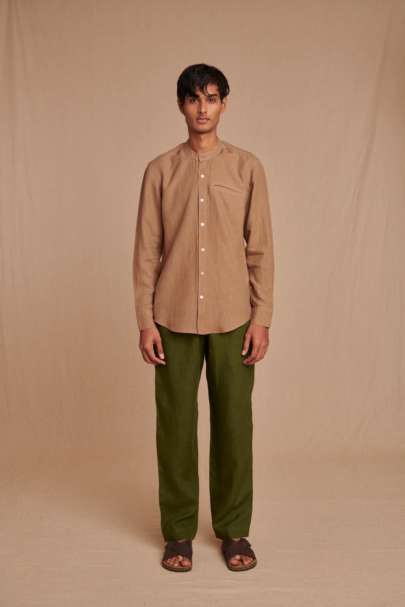 Mousse Linen Men's Band Collar Shirt - Slim Fit - CiceroniShirtSaphed