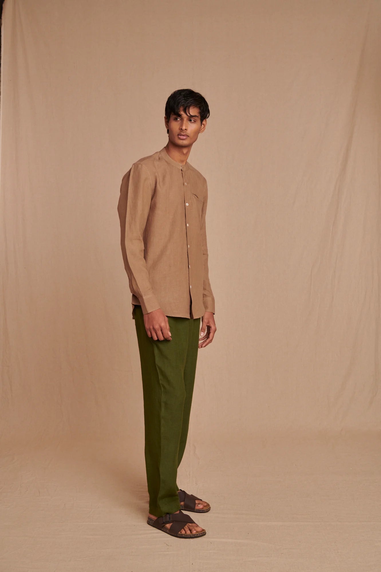 Mousse Linen Men's Band Collar Shirt - Slim Fit - CiceroniShirtSaphed