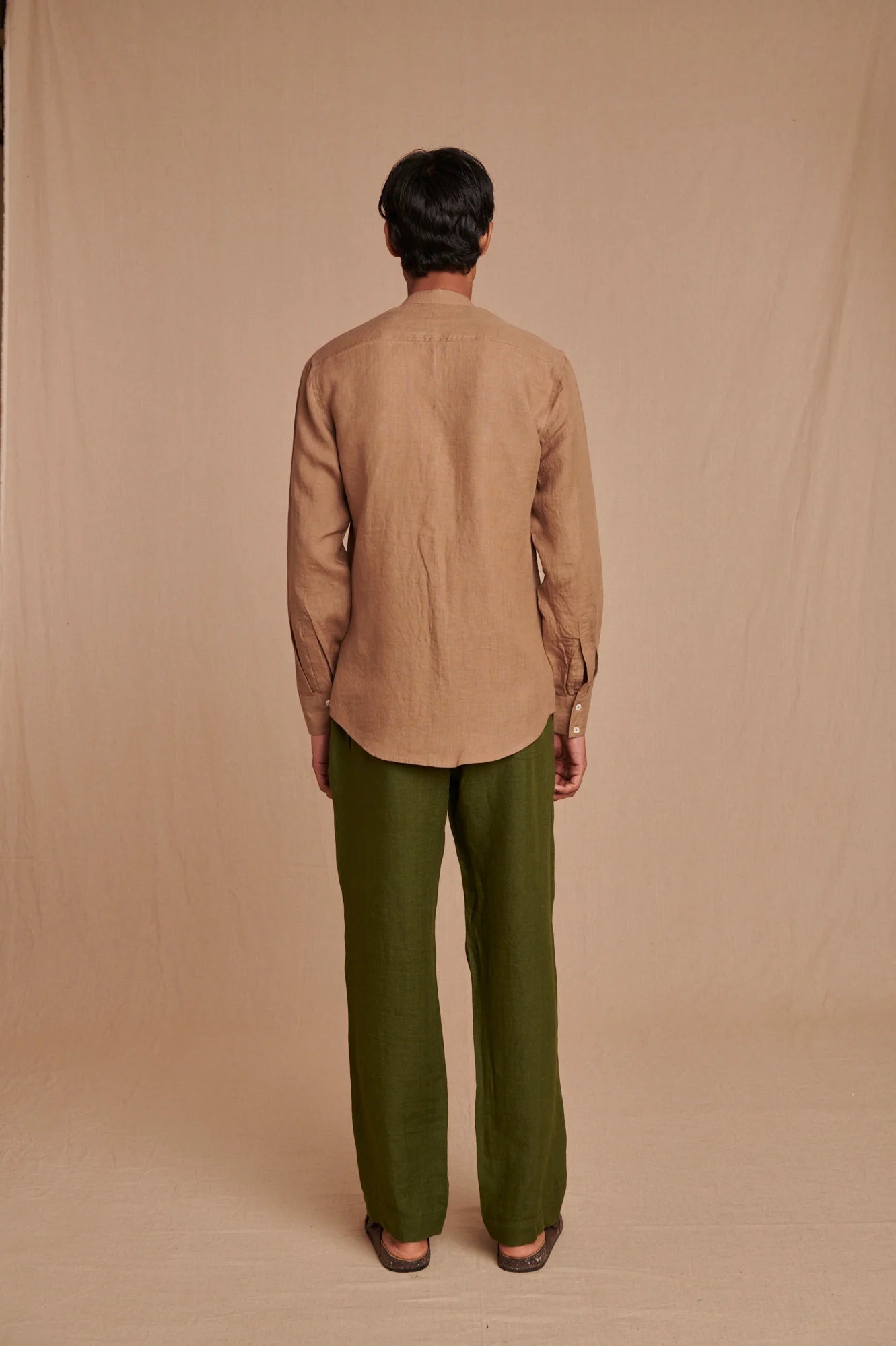 Mousse Linen Men's Band Collar Shirt - Slim Fit - CiceroniShirtSaphed