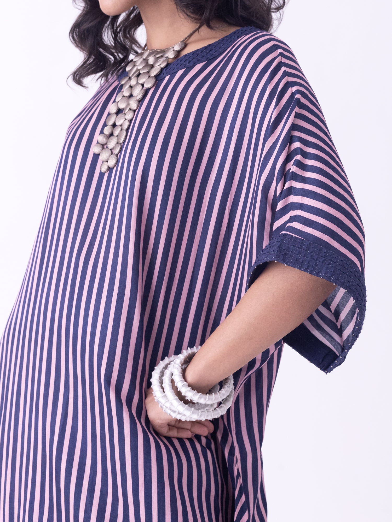 Mrinala Kaftan - CiceroniKaftanShades of India